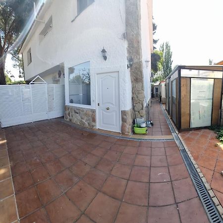 Hotel Casa Pinares à Mostoles Extérieur photo