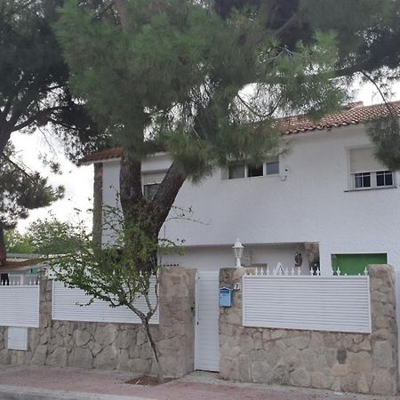 Hotel Casa Pinares à Mostoles Extérieur photo